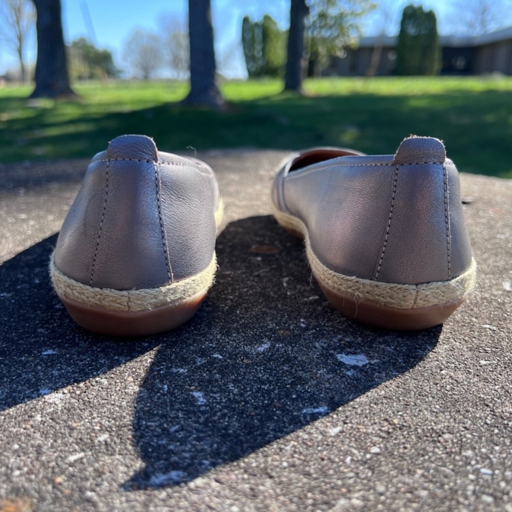 Bundle Yokono Toe Sandals & Clark’s Flats - image 6